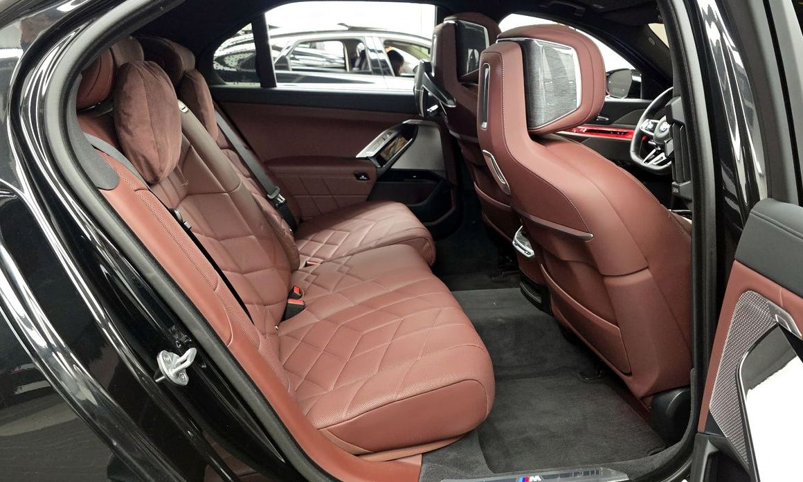 BMW 7-Series 2024