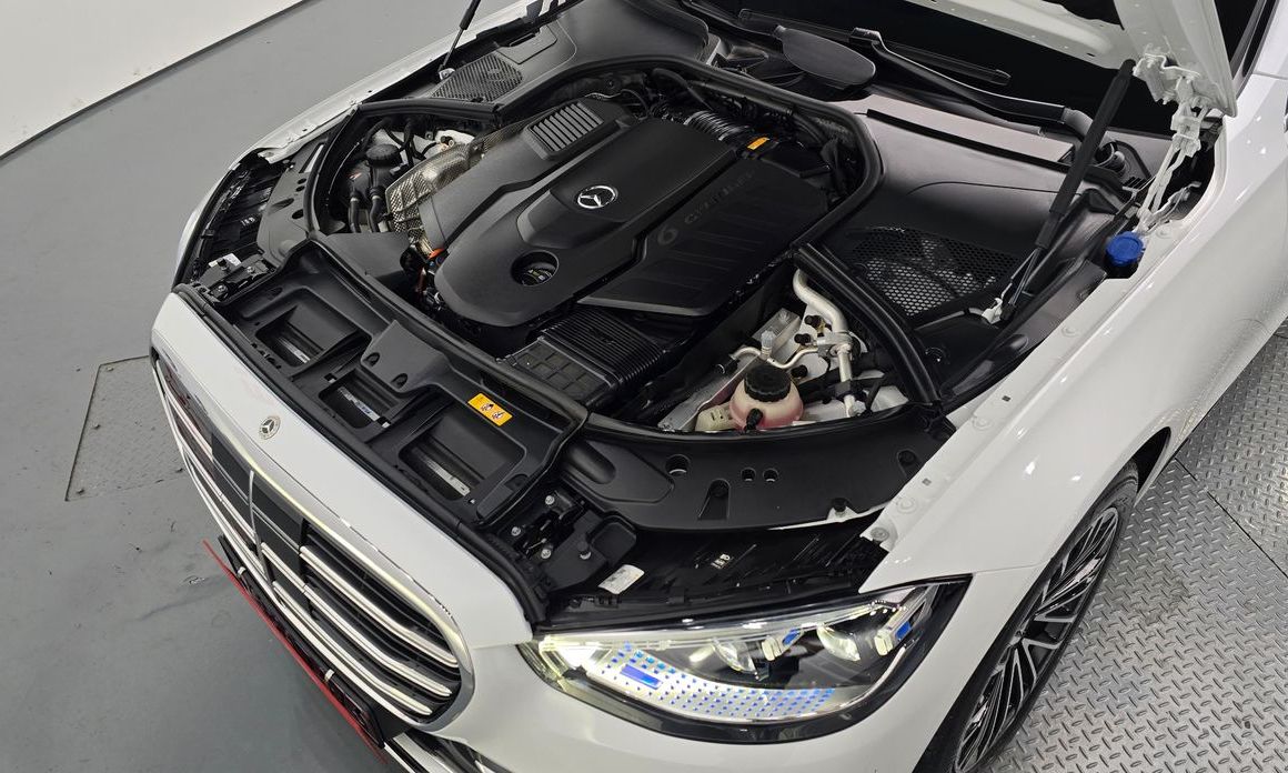 Mercedes-Benz S-Class 2026