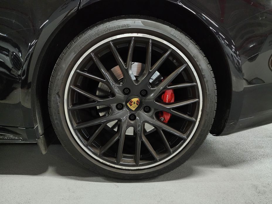 Porsche Panamera 2020