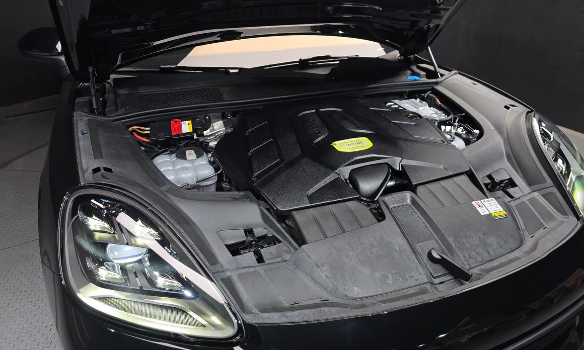 Porsche Cayenne 2023