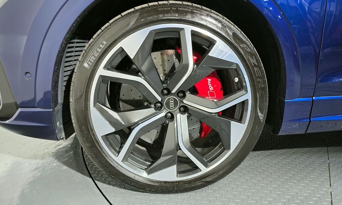Audi RSQ8 2021
