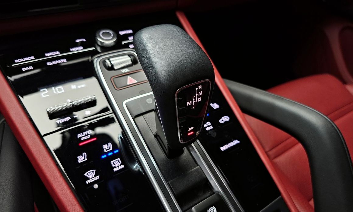 Porsche Cayenne 2023