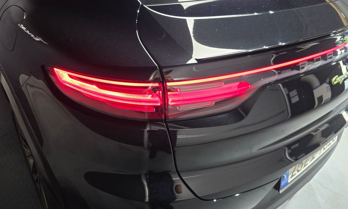 Porsche Cayenne 2023