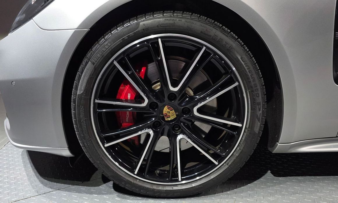 Porsche Panamera 2019