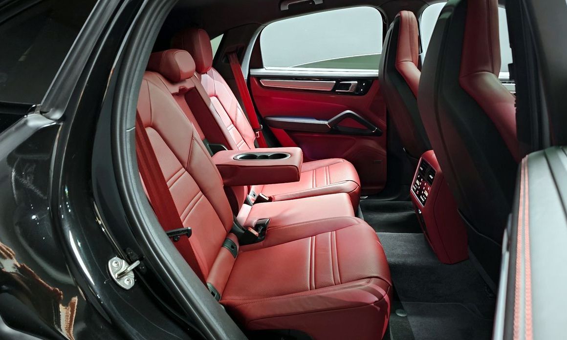 Porsche Cayenne 2023