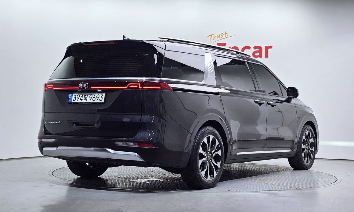 Kia Canival 2021