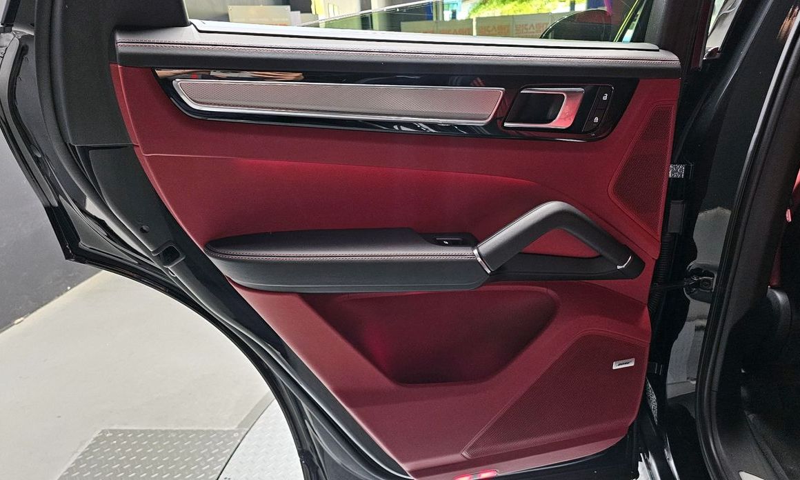 Porsche Cayenne 2023