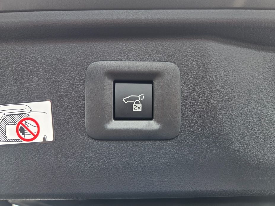 Toyota Alphard 2024
