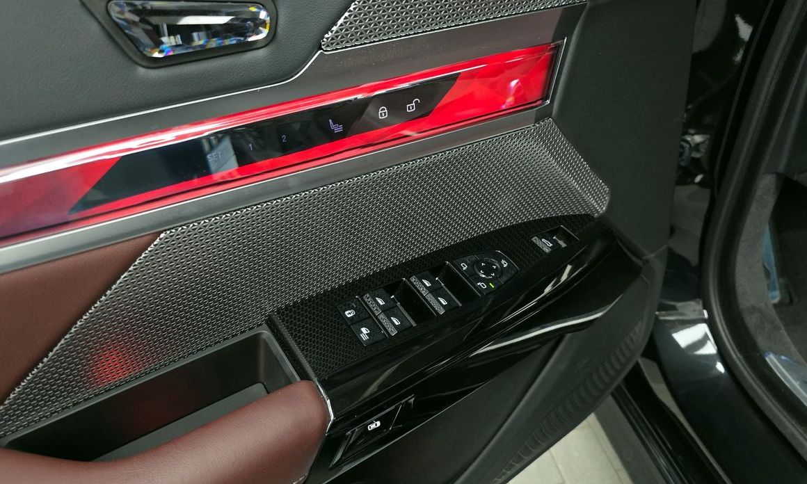 BMW 7-Series 2024