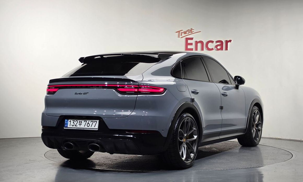Porsche Cayenne 2022