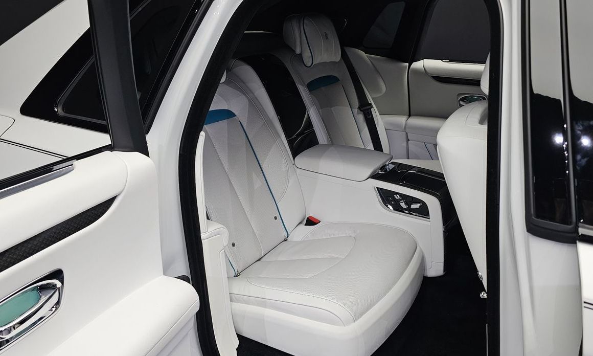 Rolls-Royce Ghost 2023