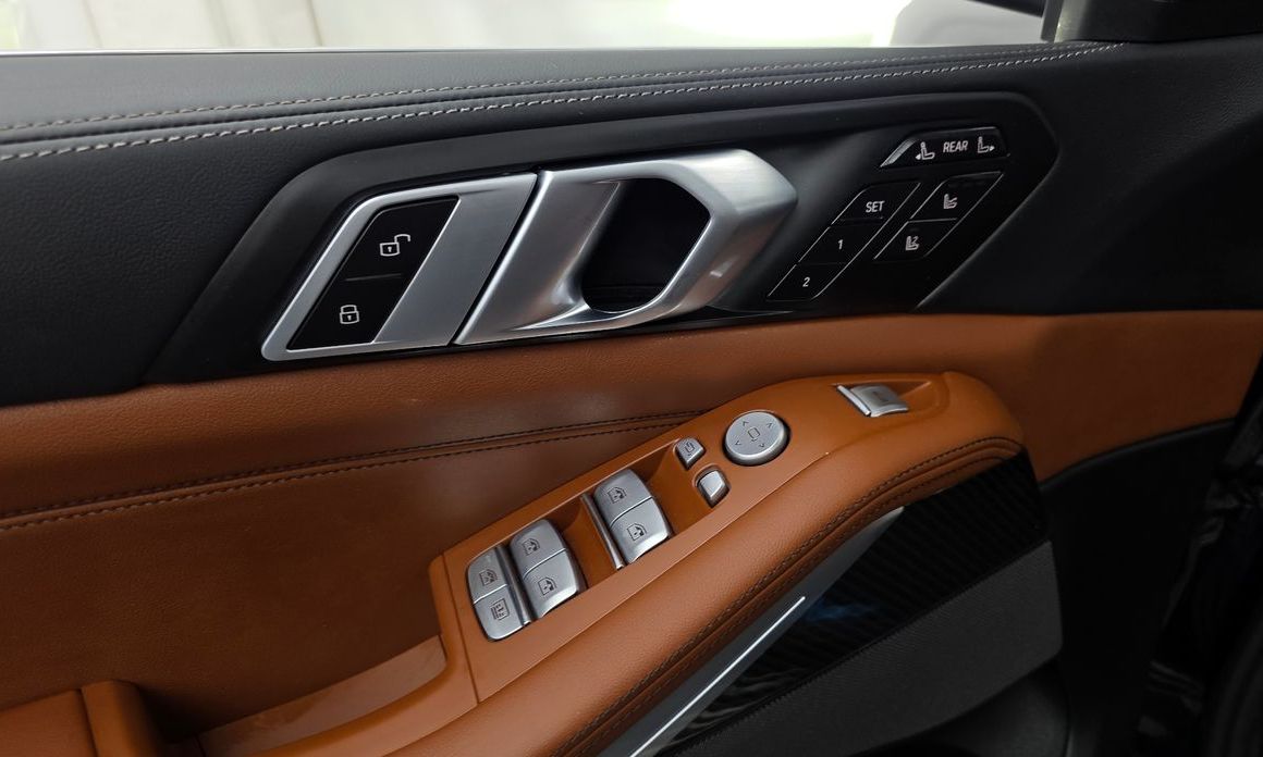 BMW X7 2025