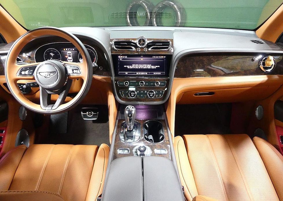 Bentley Bentayga 2021