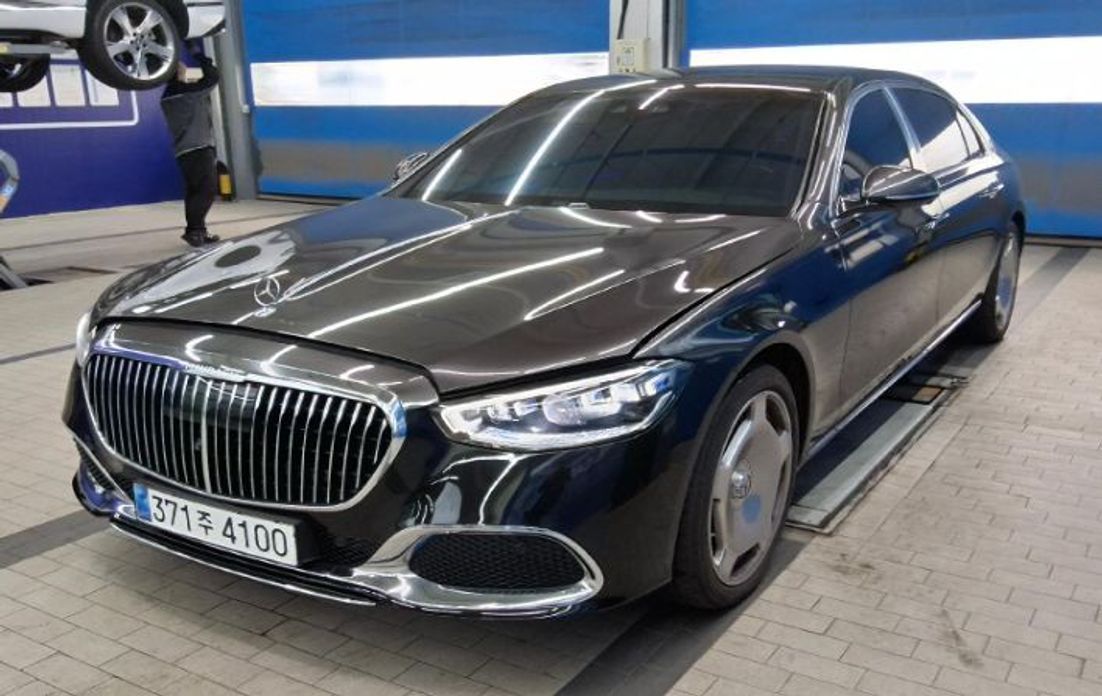 Mercedes-Benz S-Class 2023