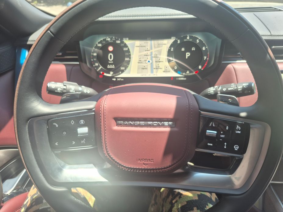 Land Rover Range Rover 2025