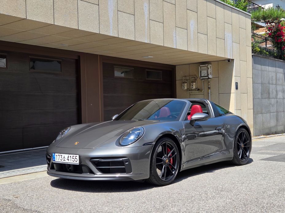 Porsche 911 2024