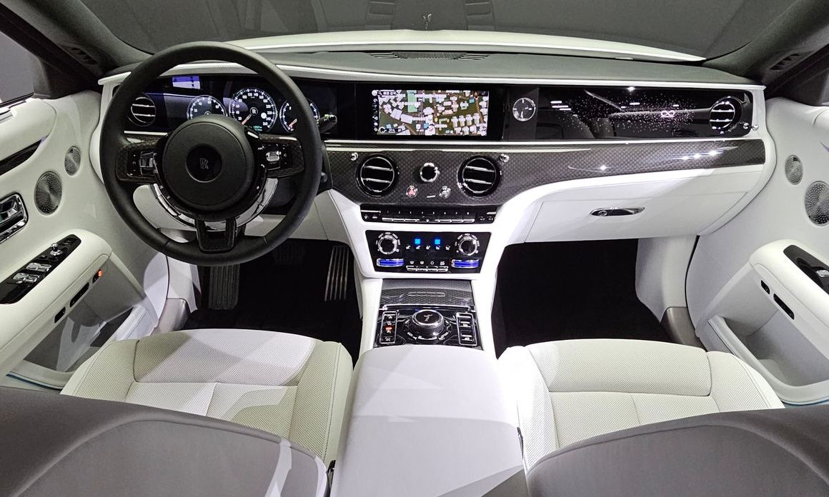 Rolls-Royce Ghost 2023