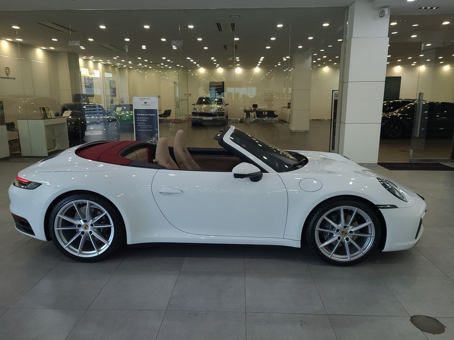 Porsche 911 2024