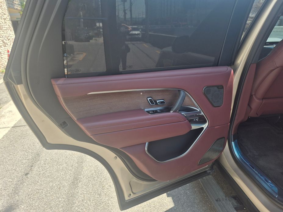 Land Rover Range Rover 2025