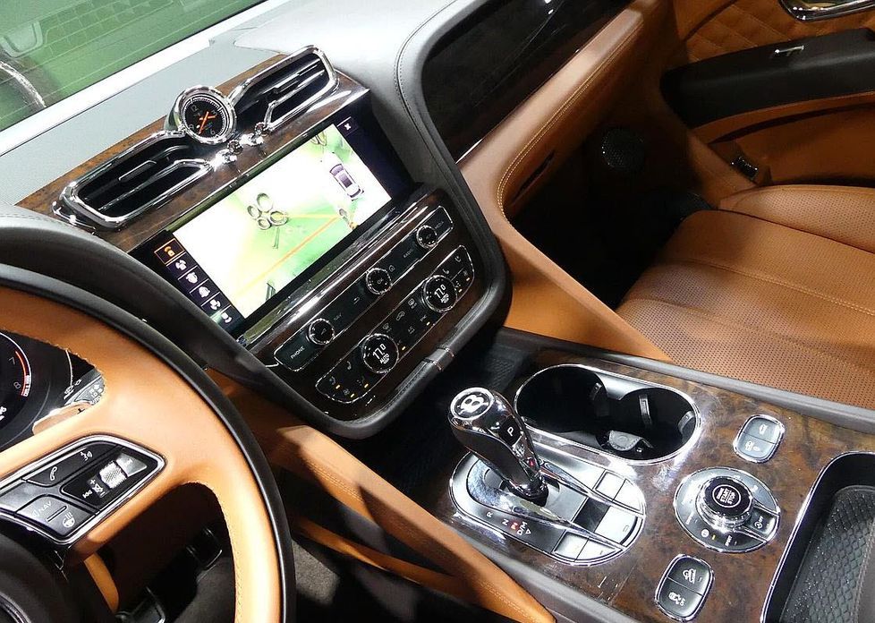 Bentley Bentayga 2021