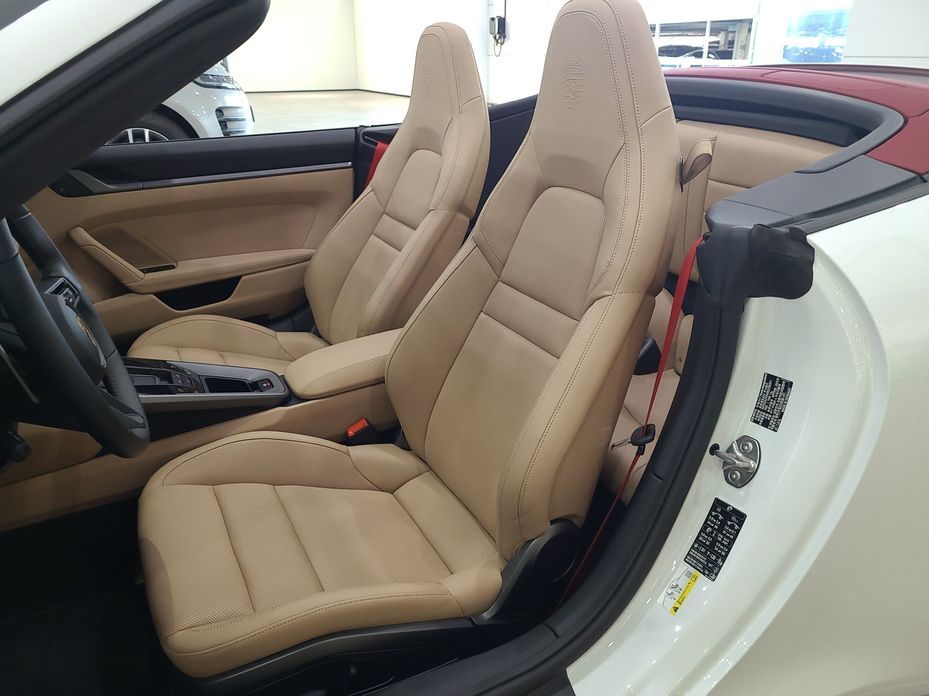 Porsche 911 2024