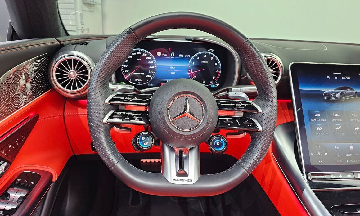 Mercedes-Benz SL-Class 2023