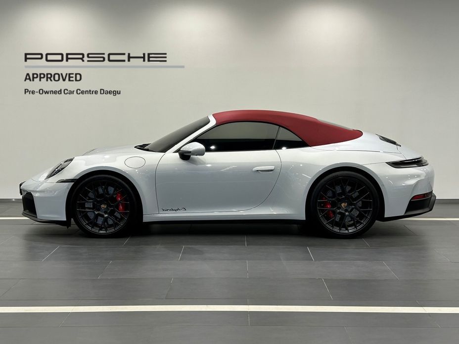 Porsche 911 2025