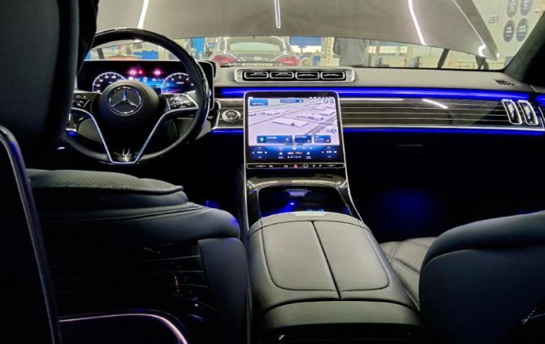 Mercedes-Benz S-Class 2023