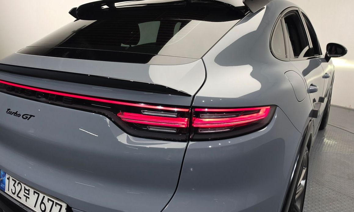 Porsche Cayenne 2022