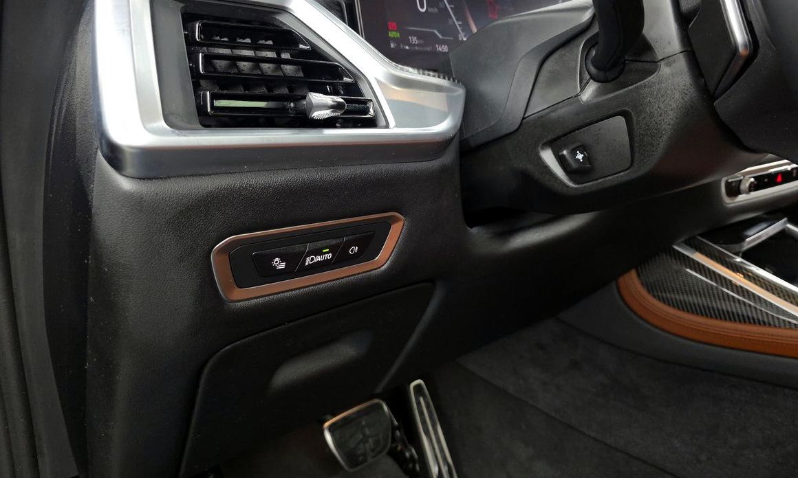 BMW X7 2025