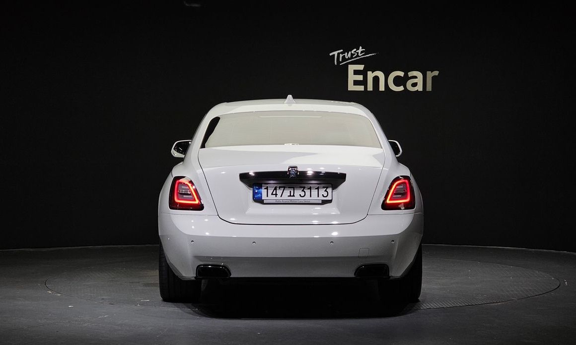 Rolls-Royce Ghost 2023