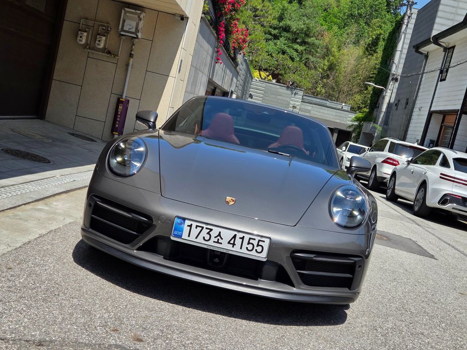 Porsche 911 2024