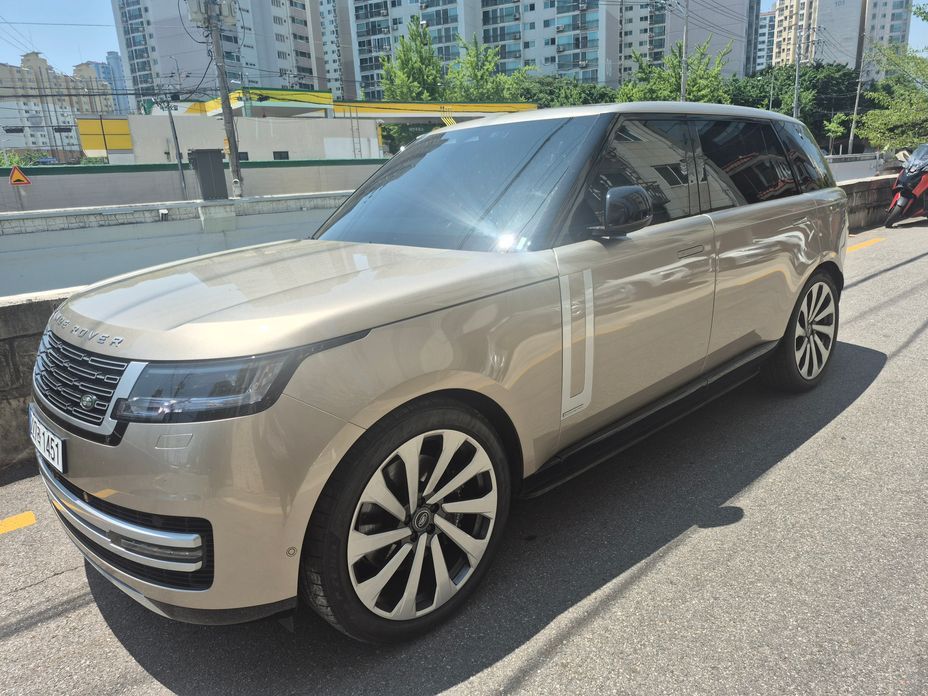 Land Rover Range Rover 2025