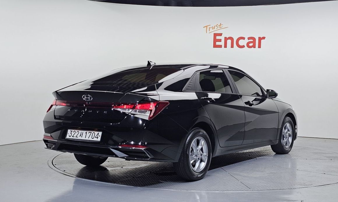 Hyundai AVANTE 2021