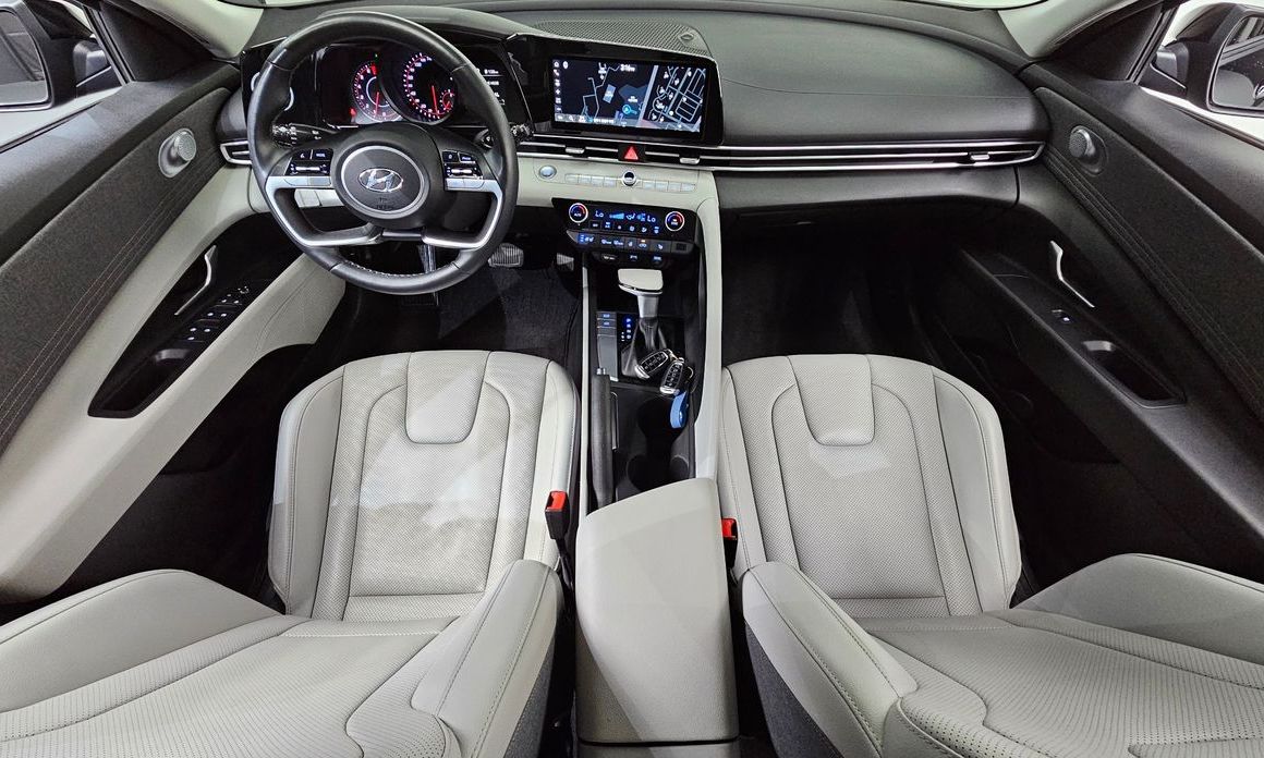 Hyundai AVANTE 2021