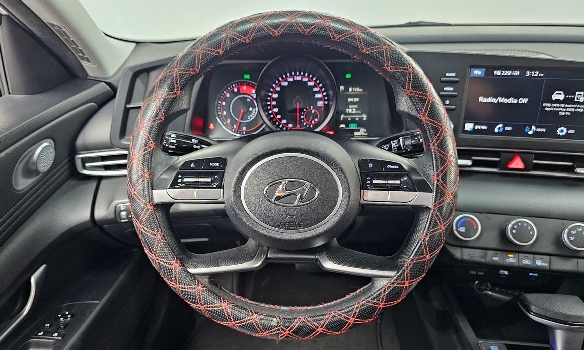 Hyundai AVANTE 2023