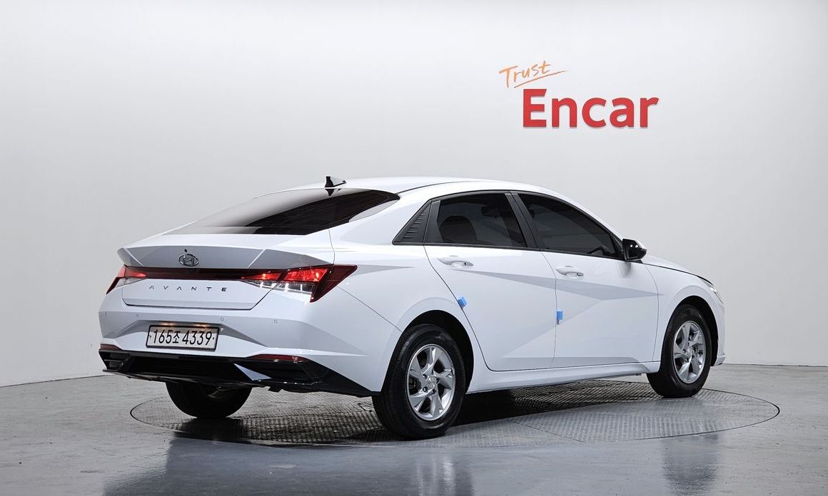 Hyundai AVANTE 2023