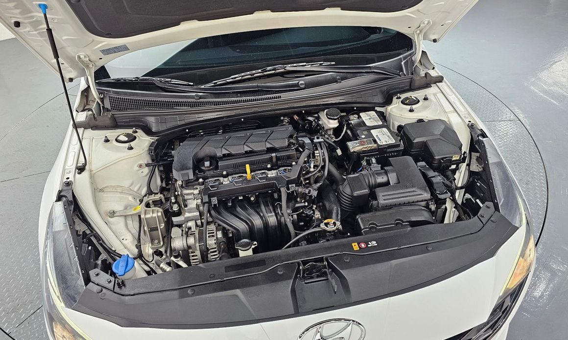 Hyundai AVANTE 2023