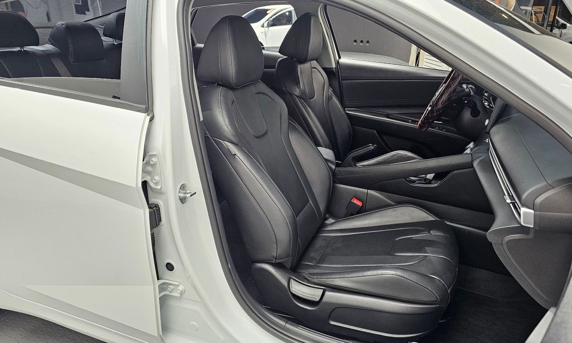 Hyundai AVANTE 2023