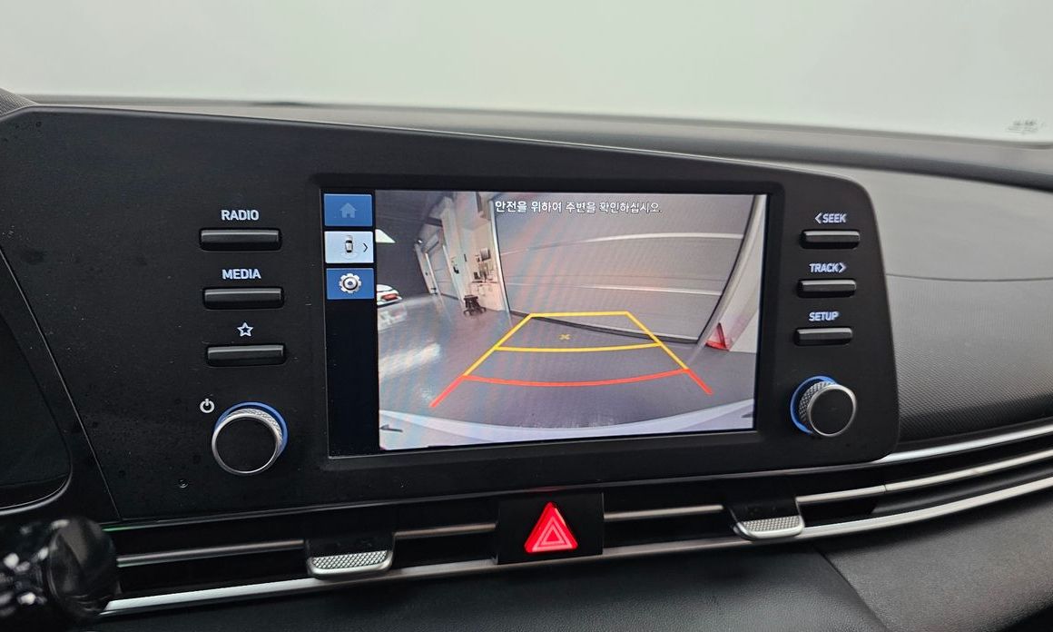 Hyundai AVANTE 2023