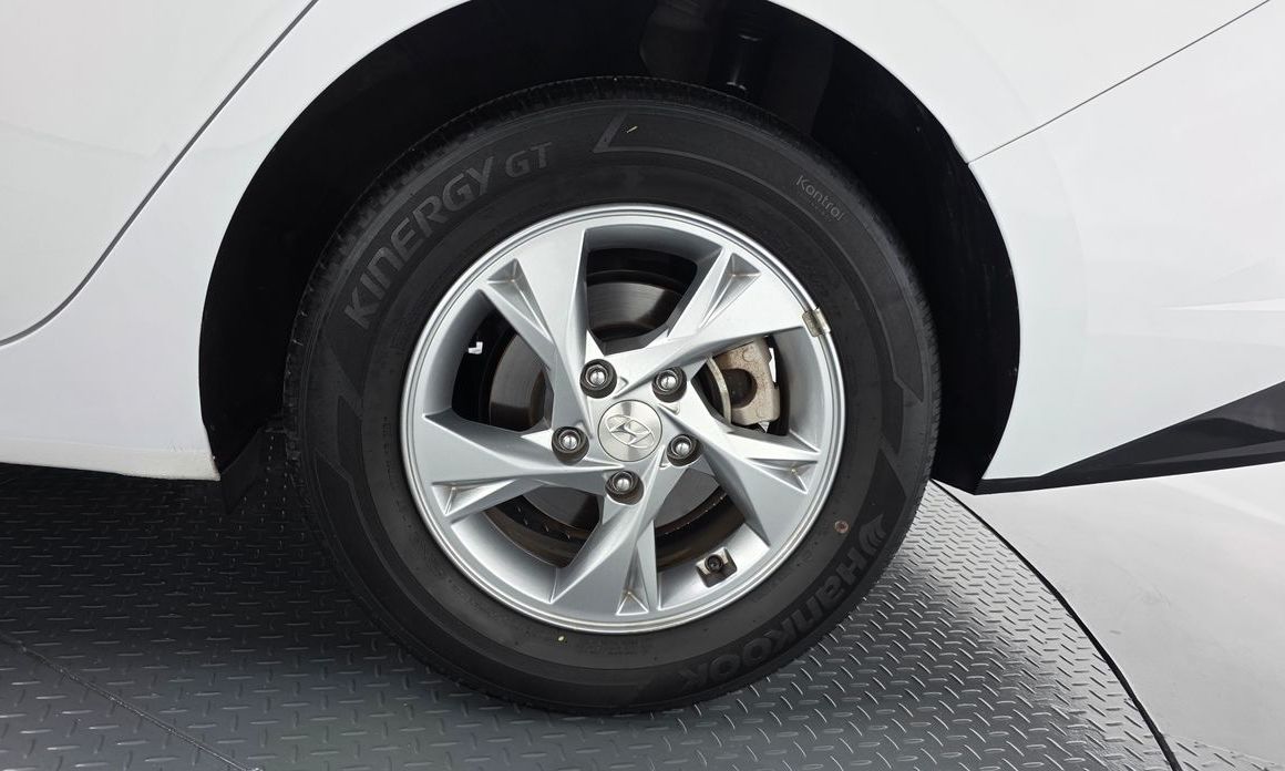 Hyundai AVANTE 2021