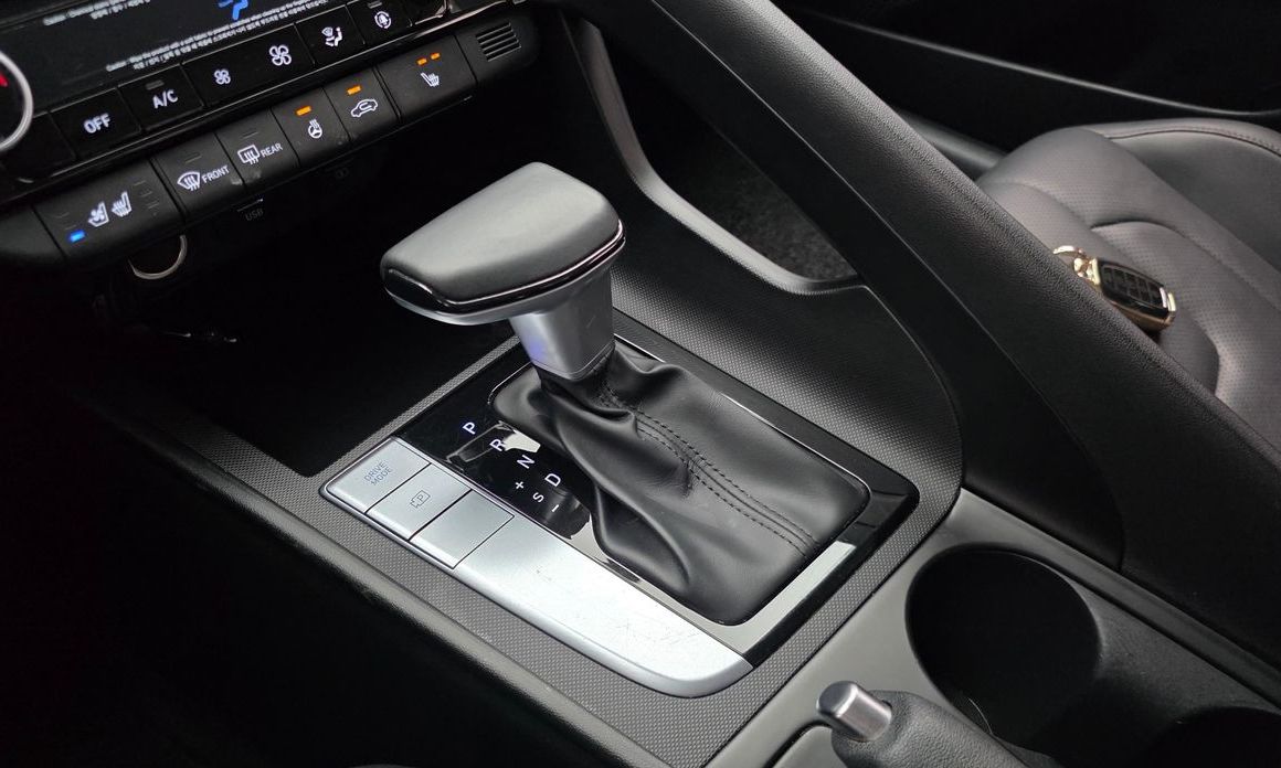 Hyundai AVANTE 2021