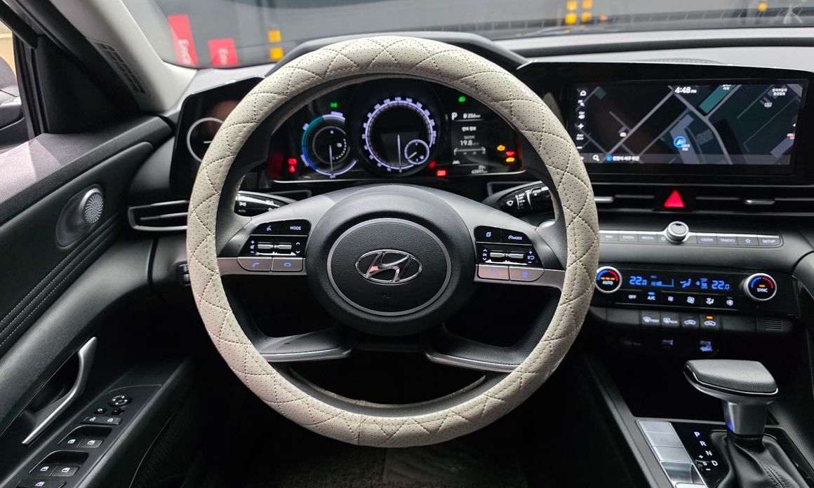 Hyundai AVANTE 2021