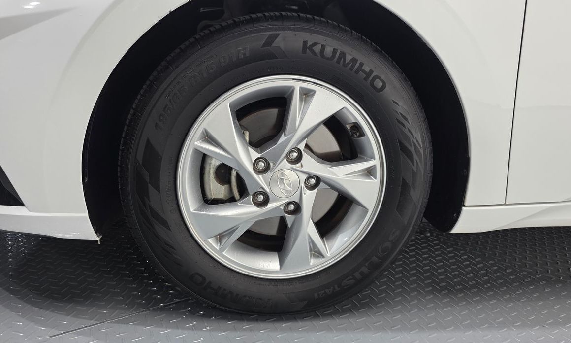 Hyundai AVANTE 2021