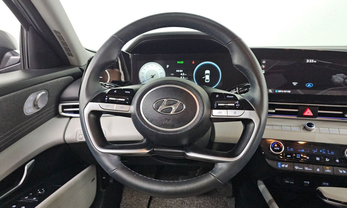 Hyundai AVANTE 2021