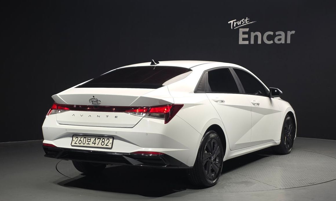 Hyundai AVANTE 2023