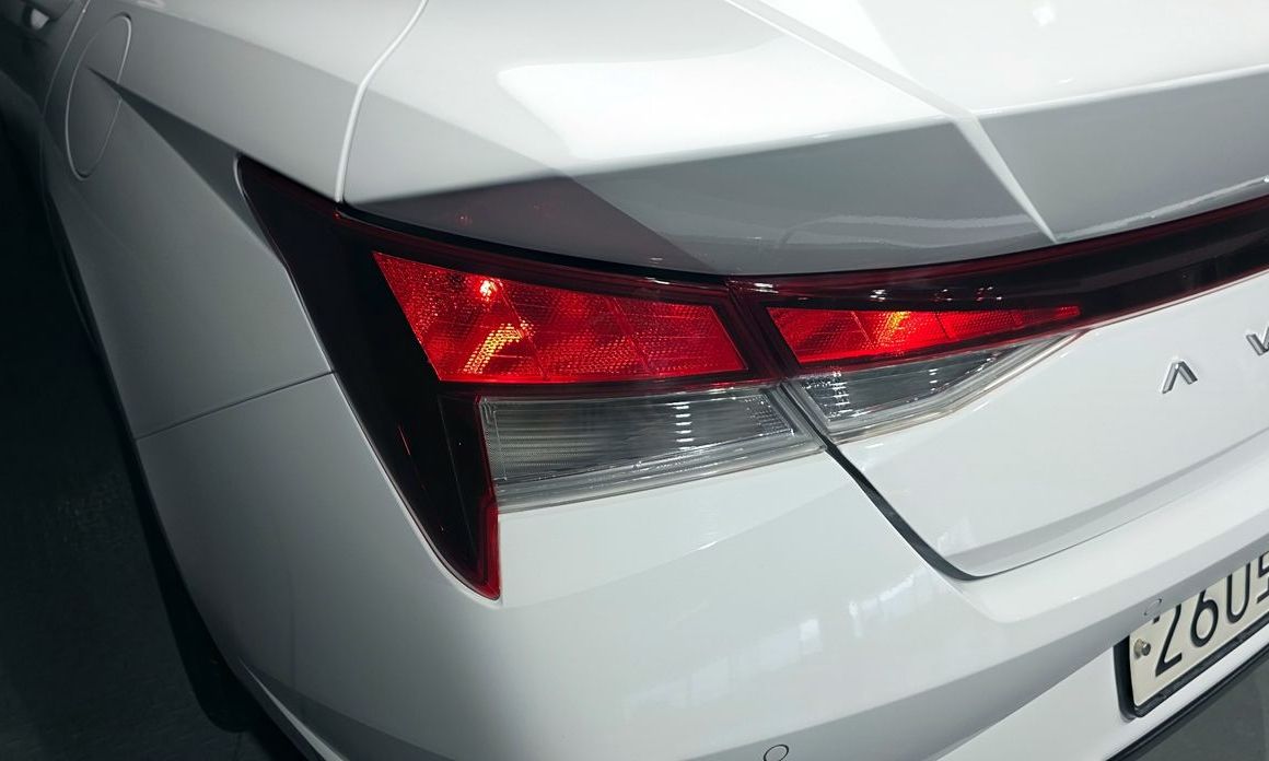 Hyundai AVANTE 2023