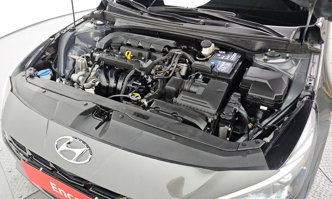 Hyundai AVANTE 2021