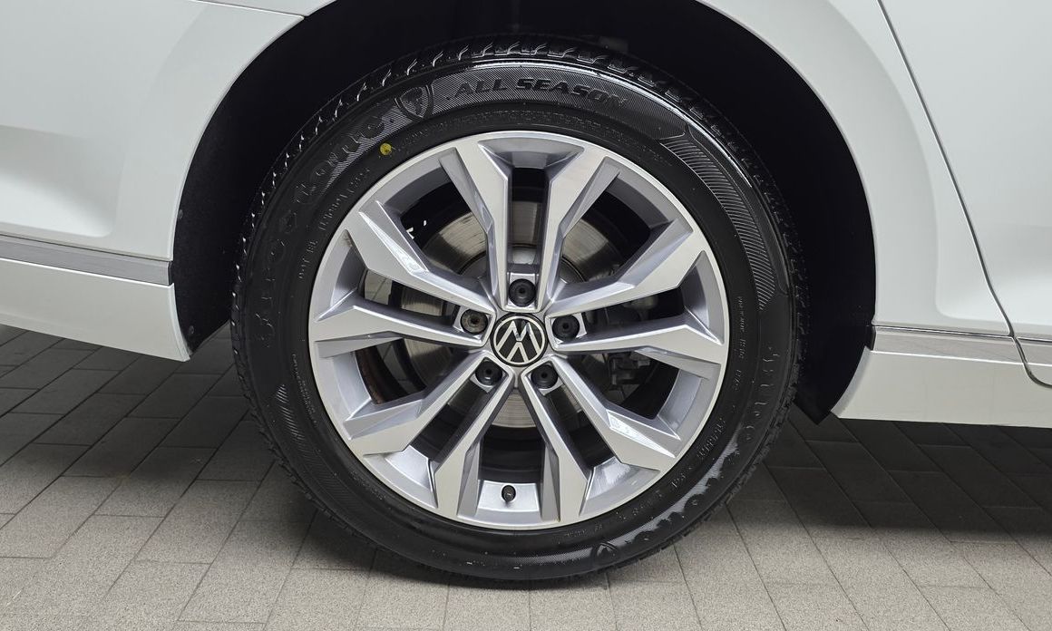 Volkswagen Passat 2022