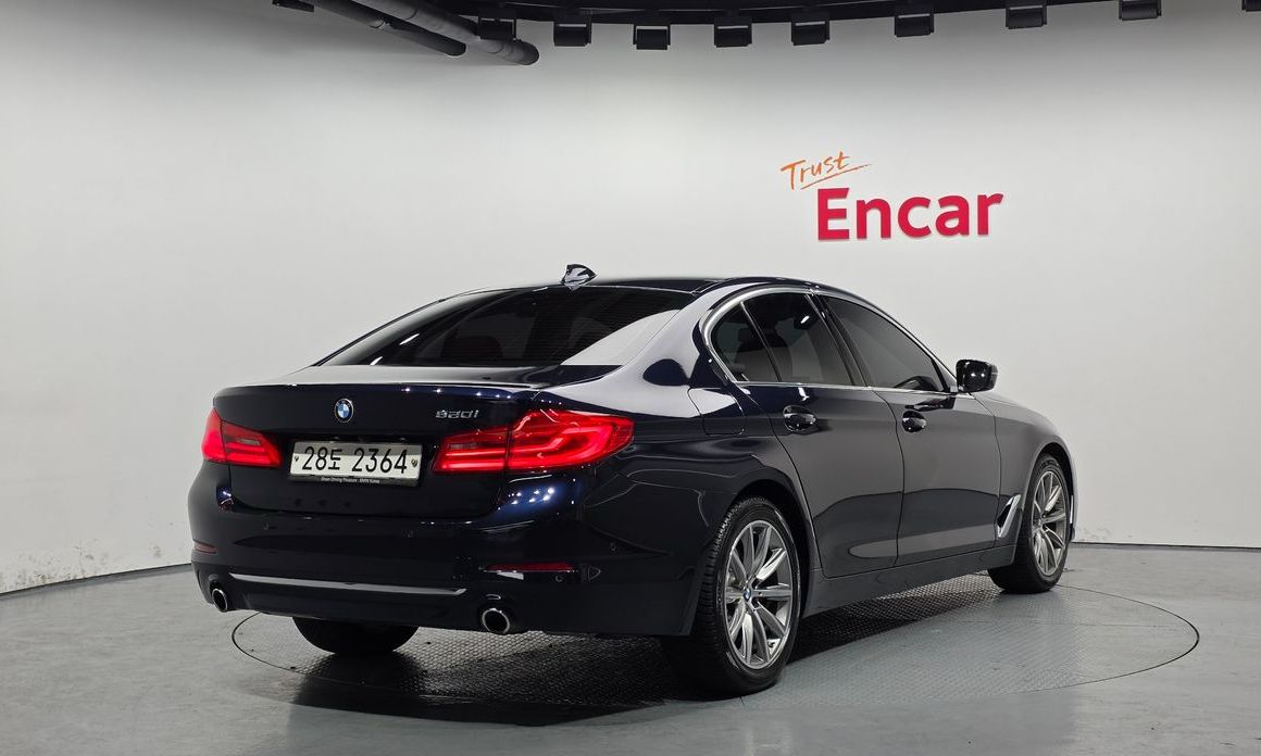 BMW 5-Series 2019
